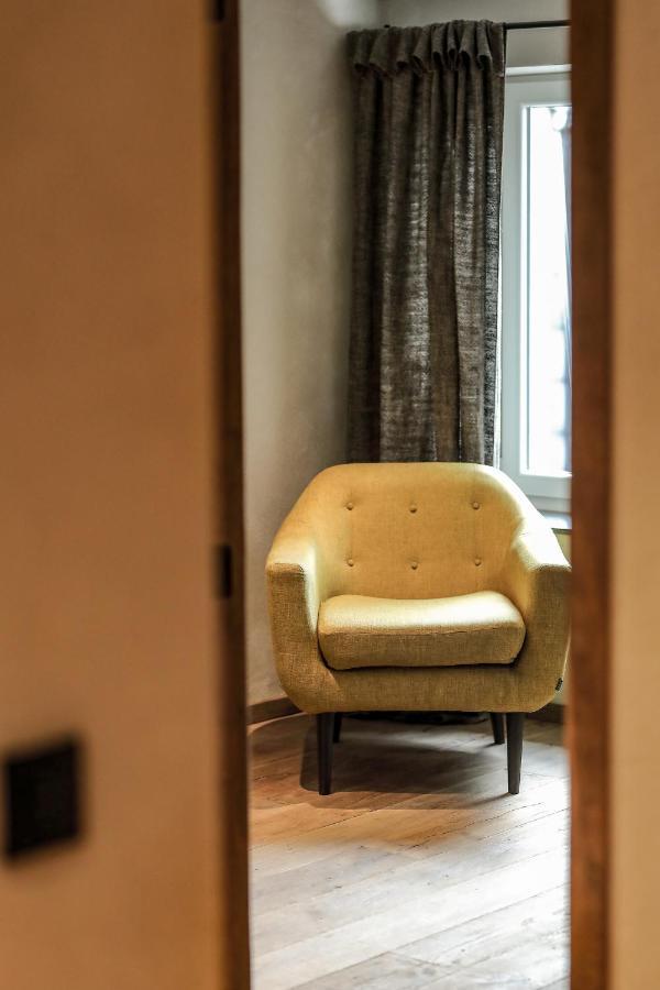 Couleur Basilic Aparthotel Rochefort Exteriör bild