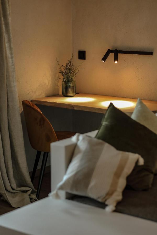 Couleur Basilic Aparthotel Rochefort Exteriör bild