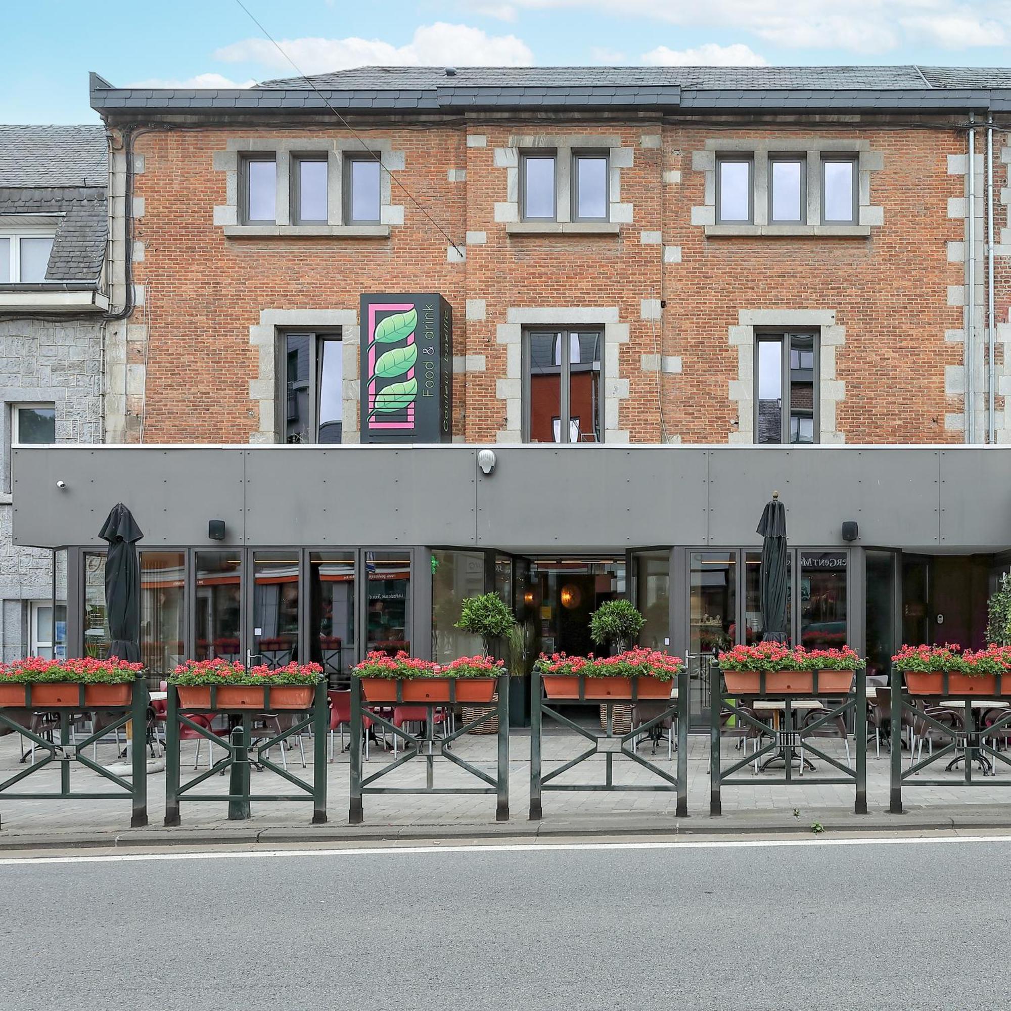 Couleur Basilic Aparthotel Rochefort Exteriör bild